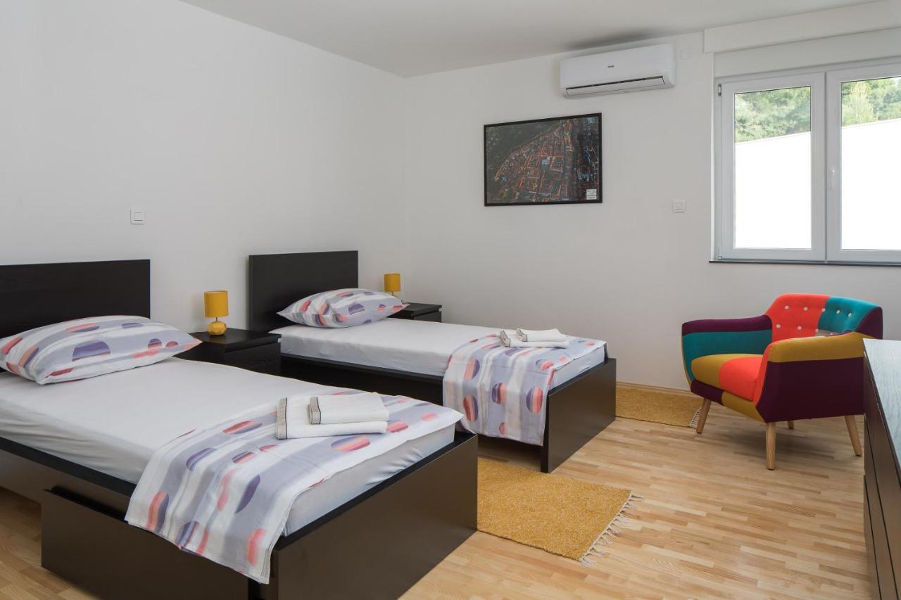 Absolute Beach Villa Omiš Esterno foto