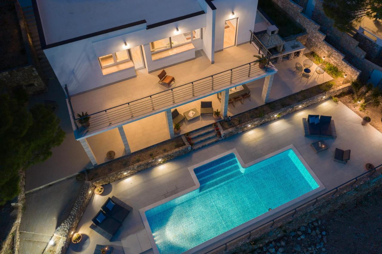 Absolute Beach Villa Omiš Esterno foto